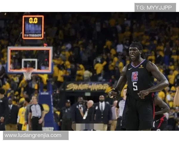 勇士逆转开拓者精彩对决回顾2016年季后赛第五场激战瞬间 勇士逆转开拓者精彩对决回顾2016年季后赛第五场激战瞬间