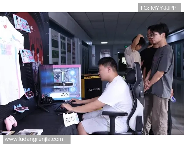 2025雷克沙杯全国总决赛在“电竞热土”成都举办，HLT战队登顶